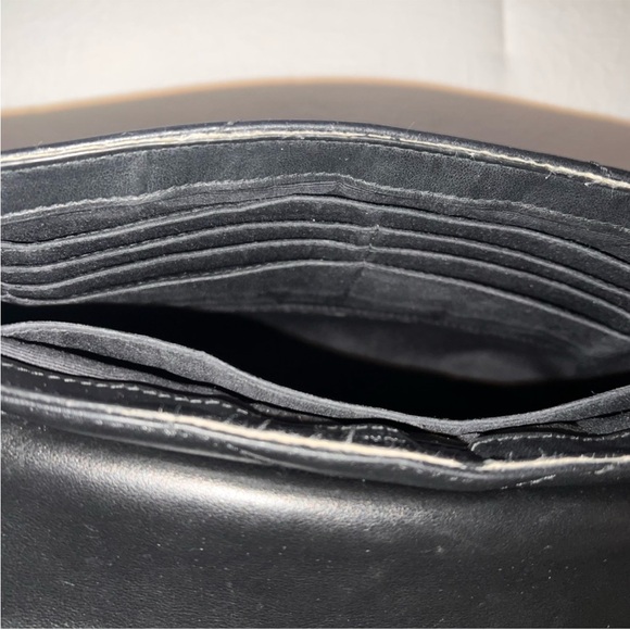 Saint Laurent Crossbody Bag Authentic - Picture 11 of 16